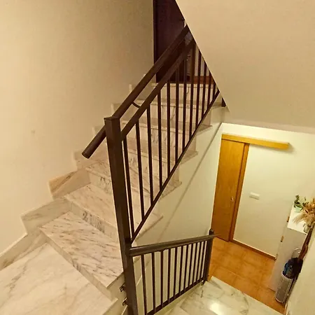 Con Jardin Ideal Familias En Cantabria * Entrambasaguas (Entrambasaguas)