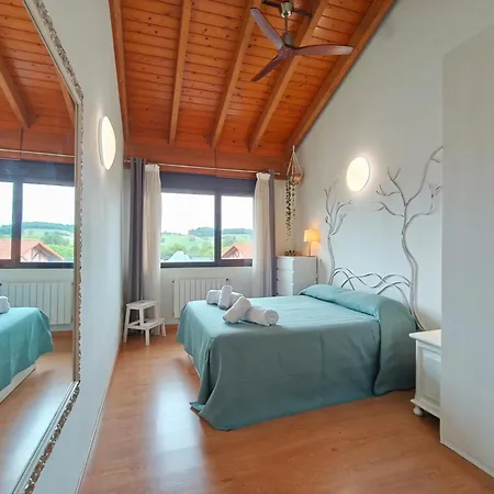 Con Jardin Ideal Familias En Cantabria Chalet *