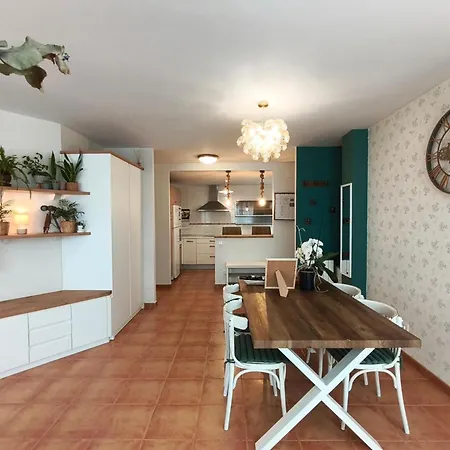 Con Jardin Ideal Familias En Cantabria Chalet *