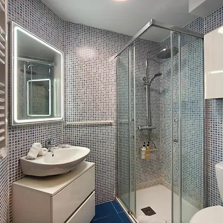 Con Jardin Ideal Familias En Cantabria Chalet *