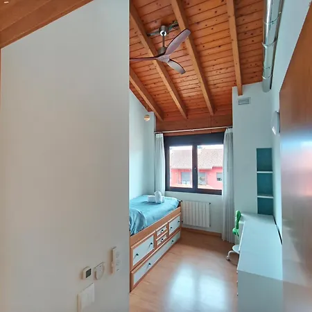 Con Jardin Ideal Familias En Cantabria * Entrambasaguas (Entrambasaguas)
